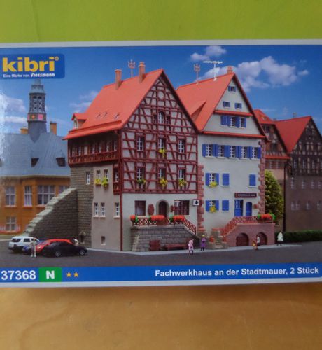 Kibri N 37368 Vakwerk stadshuizen set