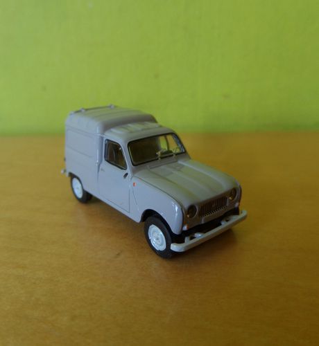 Brekina H0 14755 Renault 4 Fourgonette