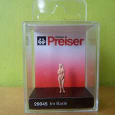 Preiser H0 29045 Lekker naakt wijf