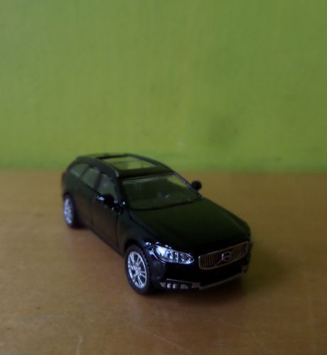 Micro City H0 0032 Volvo V 90 zwart