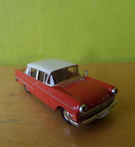 Brekina H0 20812 Opel Kaptein P2.6