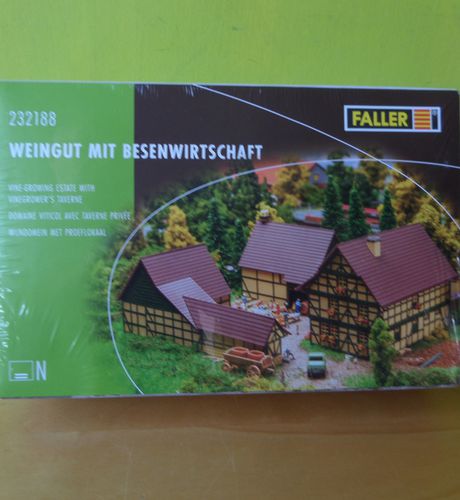 Faller N 232188 Grote Wijn boerderij