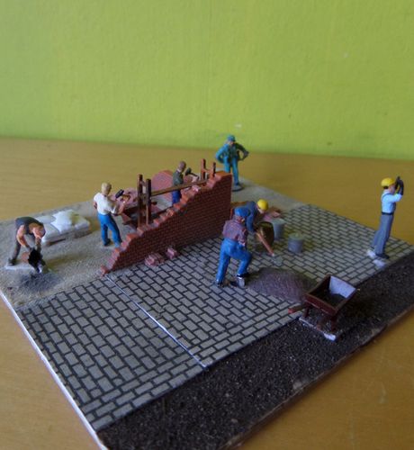 Mini diorama H0 "Bouwvakkers aan het werk"