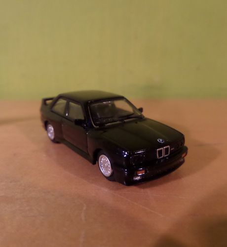 Minichamps H0 870020220  BMW M3 (E30) zwart