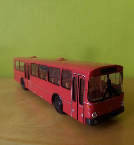 Brekina H0 99305 Budget Mercedes Bus O 305 / 307