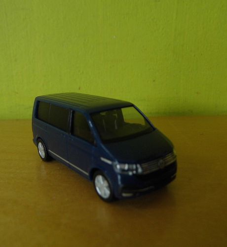 Herpa H0 76782 VW T6 Caravelle