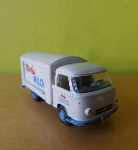 Wiking H0 27902 Borgward"Moha Milch"