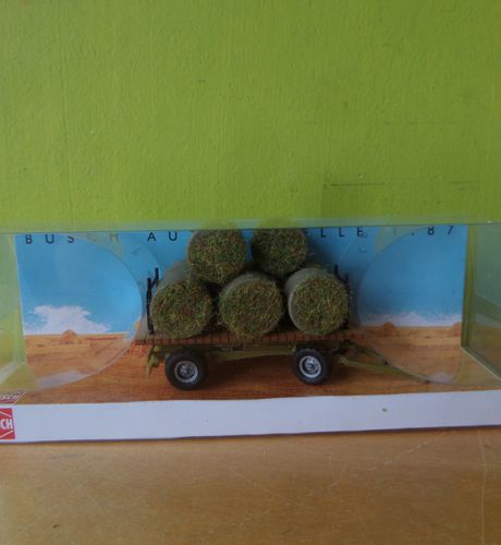 Busch H0 44930 Wagen met hooi