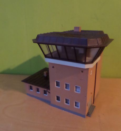 Kibri H0 Modern Seinhuis