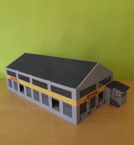 Faller H0 DHL gebouw