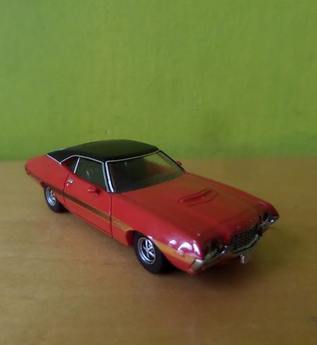 Brekina H0 18326 Ford Gran torino rood