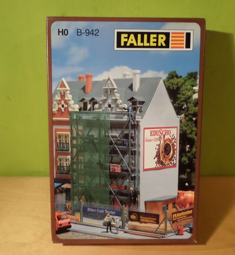 Faller H0  B-942 Stadspand in verbouwing
