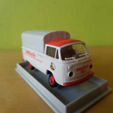 Brekina H0 VW busSchultheis bier