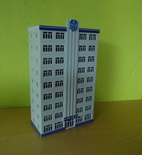 Merk ? N  Grote politie flat