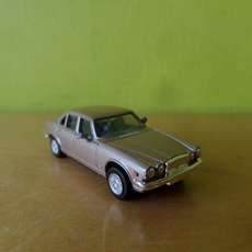 Herpa H0 430814 Jaguar XJ serie 3