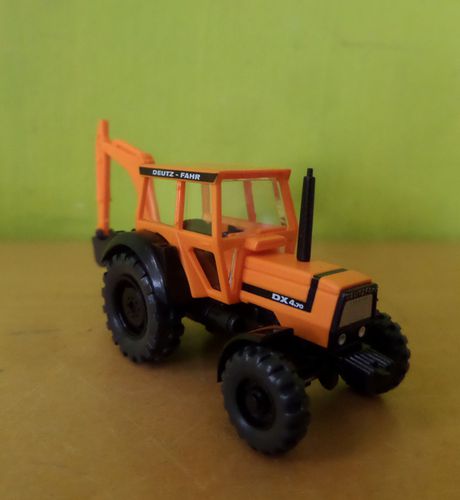 Wiking H0 38603 Deutz DX 4.70