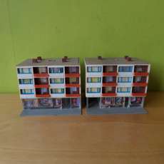Faller H0 / TT Woon Flats met winkels