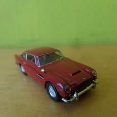 Brekina H0 15227  Aston Martin DB5