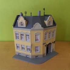 Kibri H0 Stads hoekpand.geel