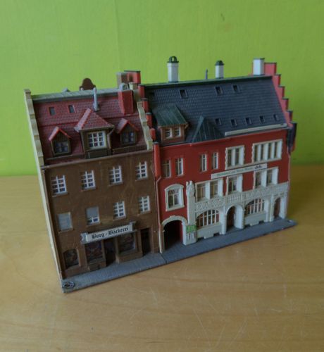 Kibri  N Stadsblok met winkels