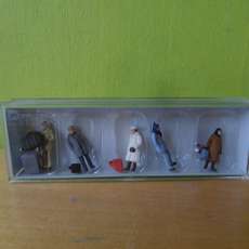 Preiser H0 14038 Reizigers in winterkleding
