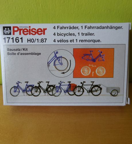 Preiser H0 17161 4x fietsen + aanhanger