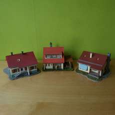 Faller H0  3 vakantie bungalows