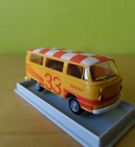 Brekina H0 VW Schiphol bus 33
