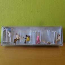 Preiser H0 10180 Zittende paartjes
