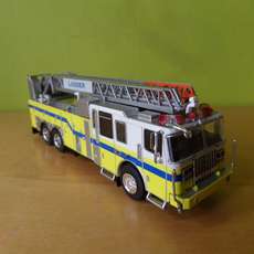 PCX H0 870695 Ferrara Ultra, brandweer FDNY