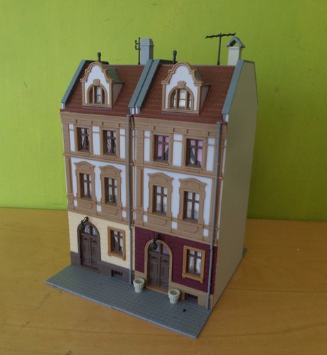 Kibri H0  2x Stadspanden tussenwoning