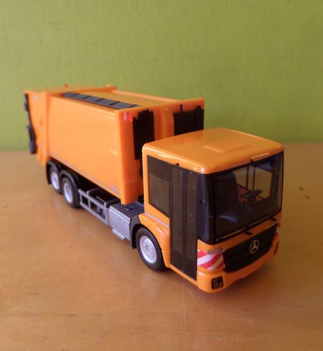 Herpa H0 319003 MB Economic Vuilniswagen
