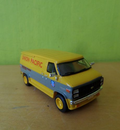 Brekina H0 18254 Chevrolet C20 "Union Pacific"
