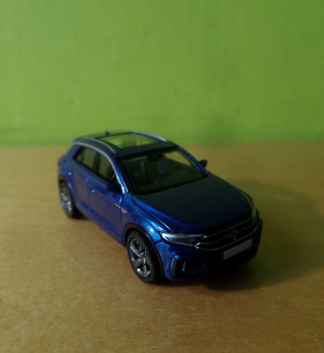 PCX H0 870605 VW T-Roc donker blauw met.