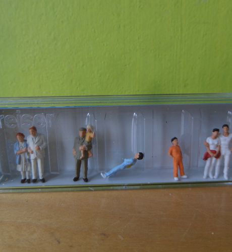 Preiser H0 14143 Toeschouwers