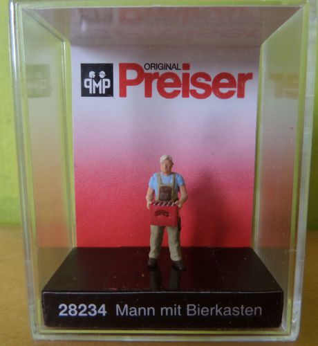 Preiser H0 28234 Man met Kratje bier