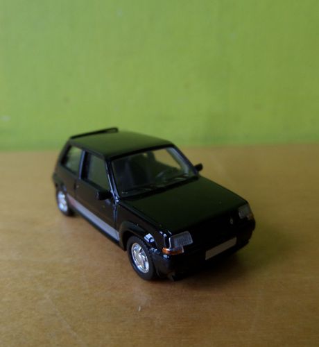 PCX  H0 870298 Renault 5 GT Turbo