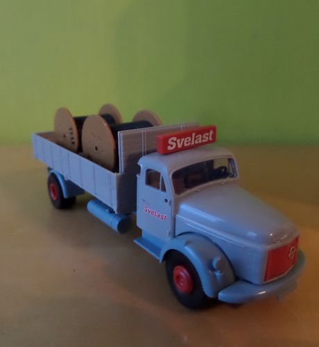 Brekina H0 85624 Volvo N88  Svelast met kabel rollen