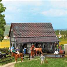 NIEUW ! Busch H0 1403 Paardenstal