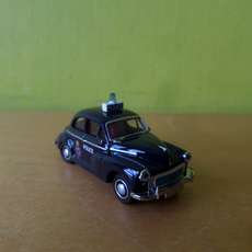 Brekina H0 15218  Morris Minor 1000 "Police"