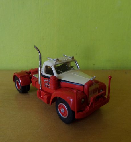 Brekina H0 85977 Mack B-61 Mackie de mover