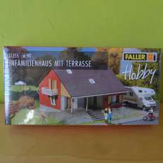 Faller H0 131355 Familie woning met terras