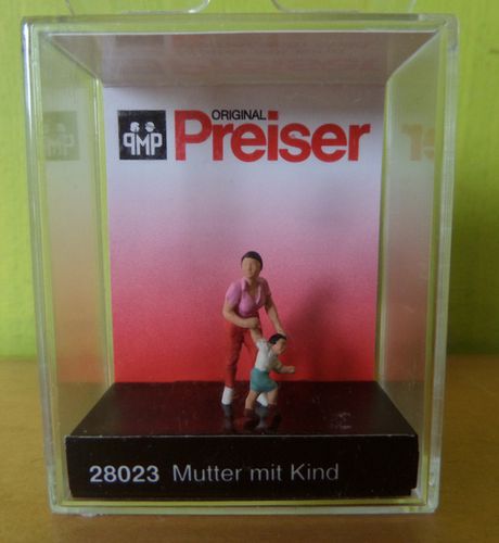 Preiser H0 28023 Moeder met kind