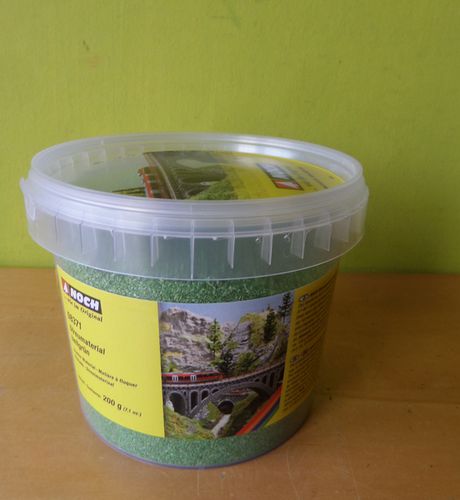 Noch 8371 Grote emmer strooigras lichtgroen