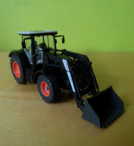 Wiking H0 36312 tractor Claas Arion 640