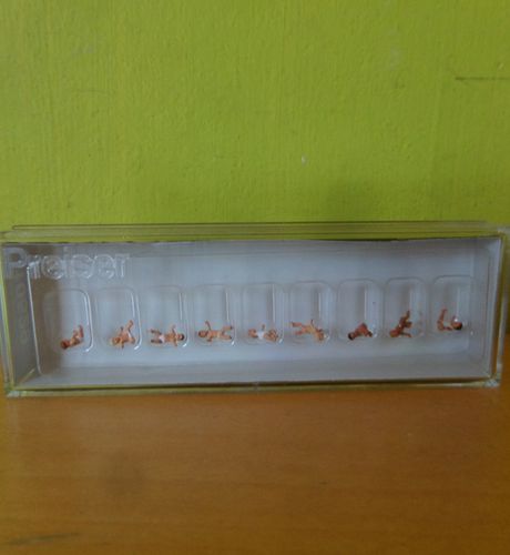 Preiser H0 10529 Baby `s