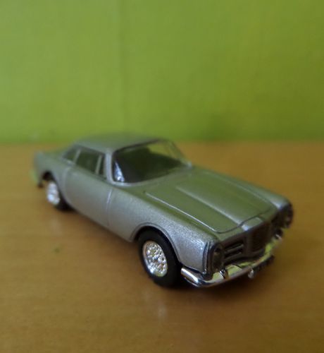 Norev H0 453005 Facel Vega