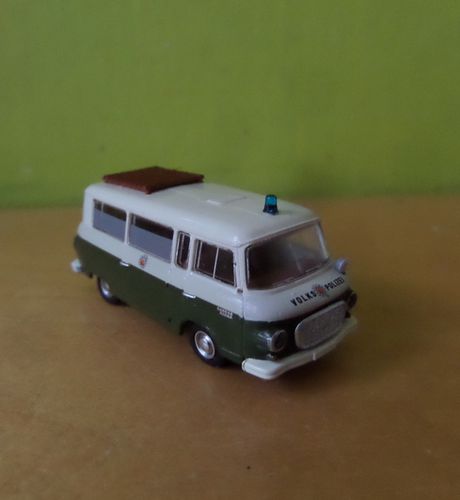 Brekina H0 30044 Barkas B 1000 "Volkspolizei"