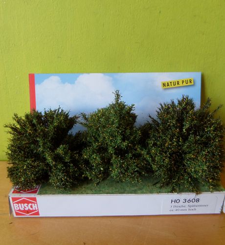 NIEUW ! Busch H0 3608 3 grote struiken Late zomer