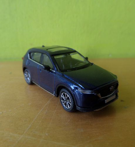 PCX H0 870579 Mazda CX 5 donker blauw